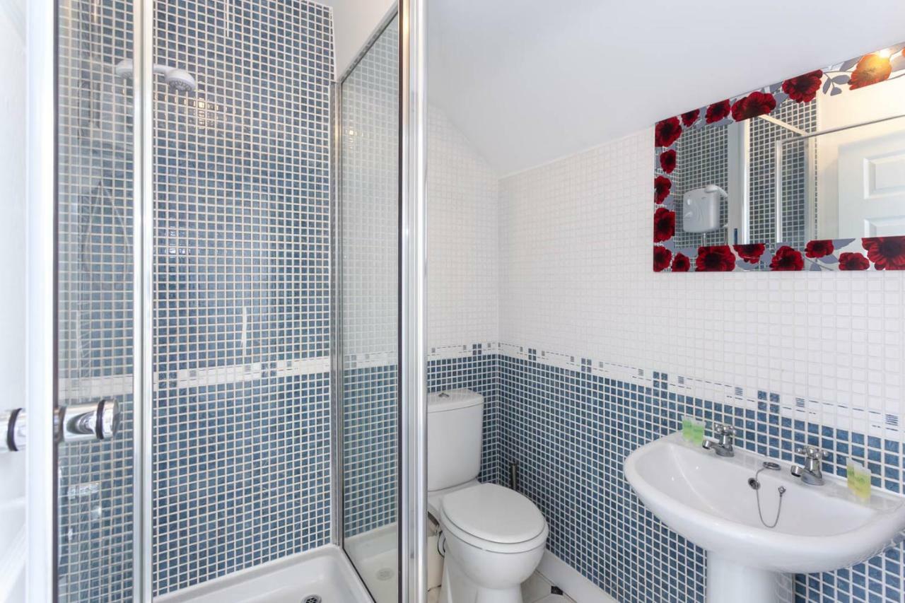 4 Bed Home, Driveway Parking Ideally Located In Latchford, Warrington - Executive St Marys House מראה חיצוני תמונה