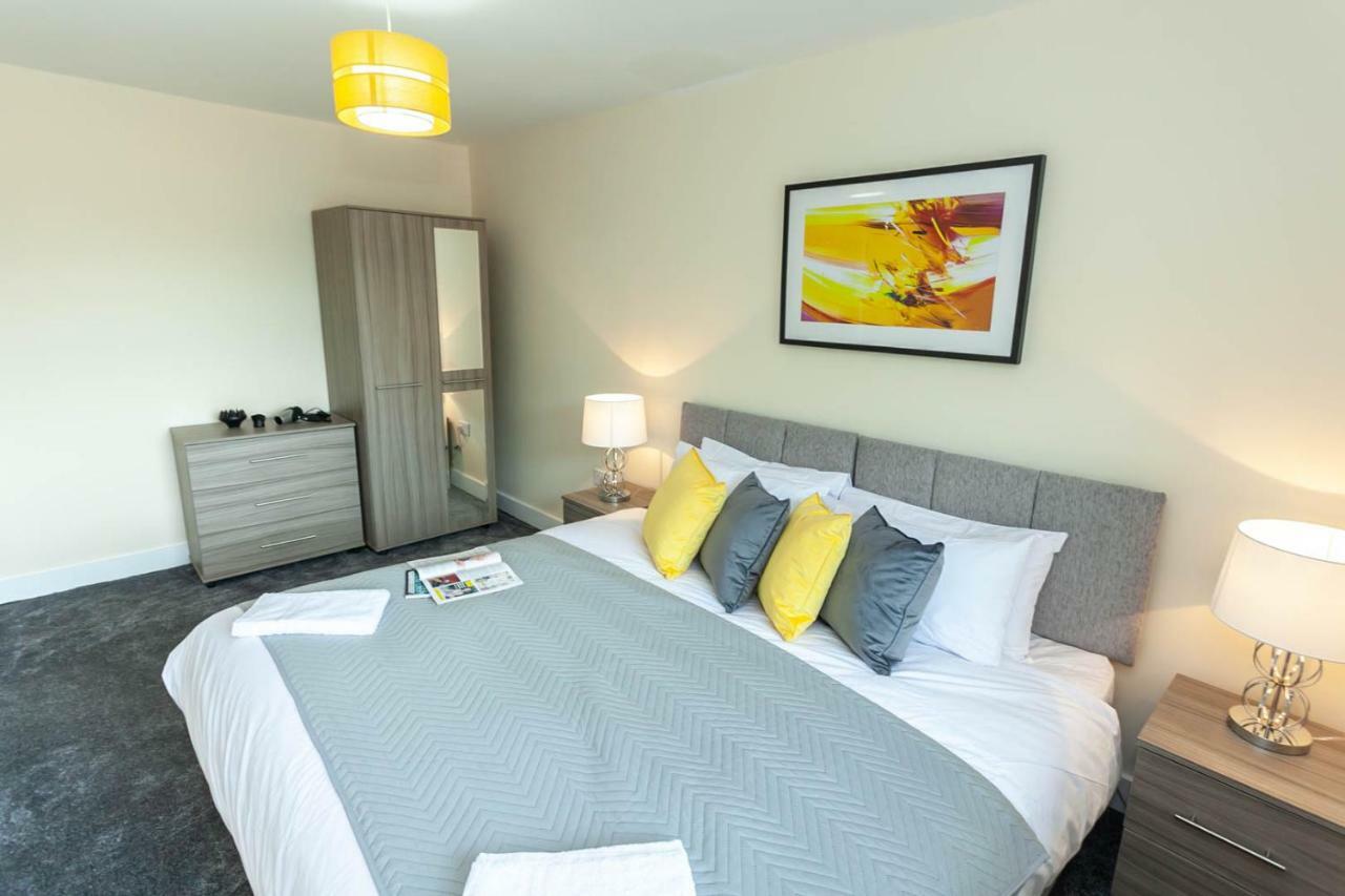 4 Bed Home, Driveway Parking Ideally Located In Latchford, Warrington - Executive St Marys House מראה חיצוני תמונה
