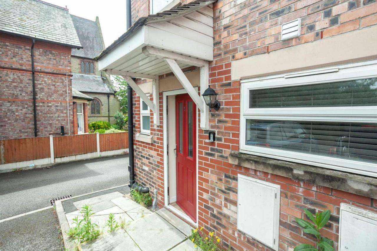 4 Bed Home, Driveway Parking Ideally Located In Latchford, Warrington - Executive St Marys House מראה חיצוני תמונה